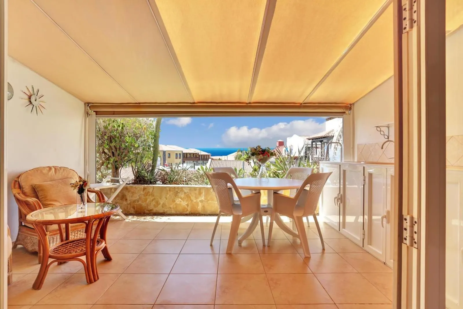 Costa Adeje Las Flores Bungalow 0*, Costa Adeje (Tenerife) Spain